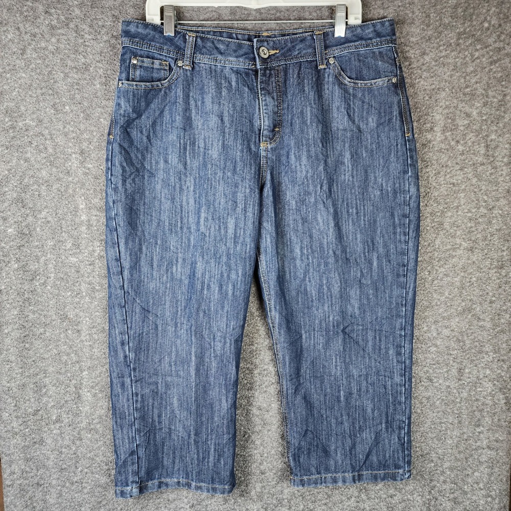 Wrangler Jeans Womens 34 Cropped Blue Medium Wash Denim EUC